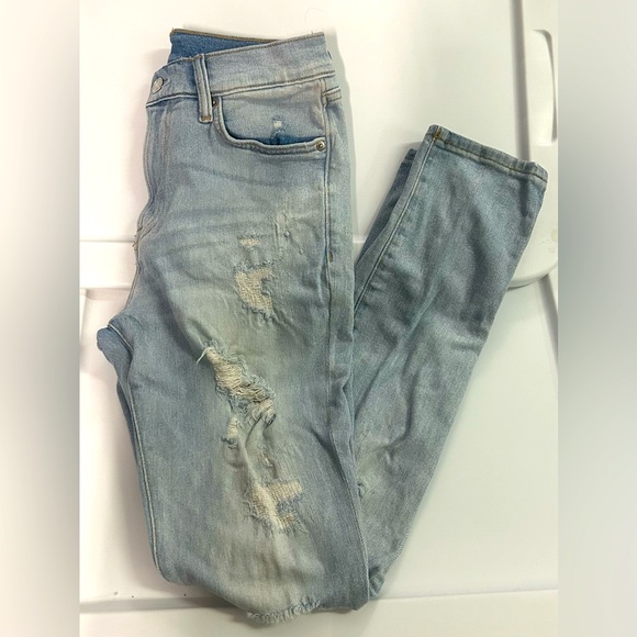 H&M Ripped Jeans - Picture 1 of 3